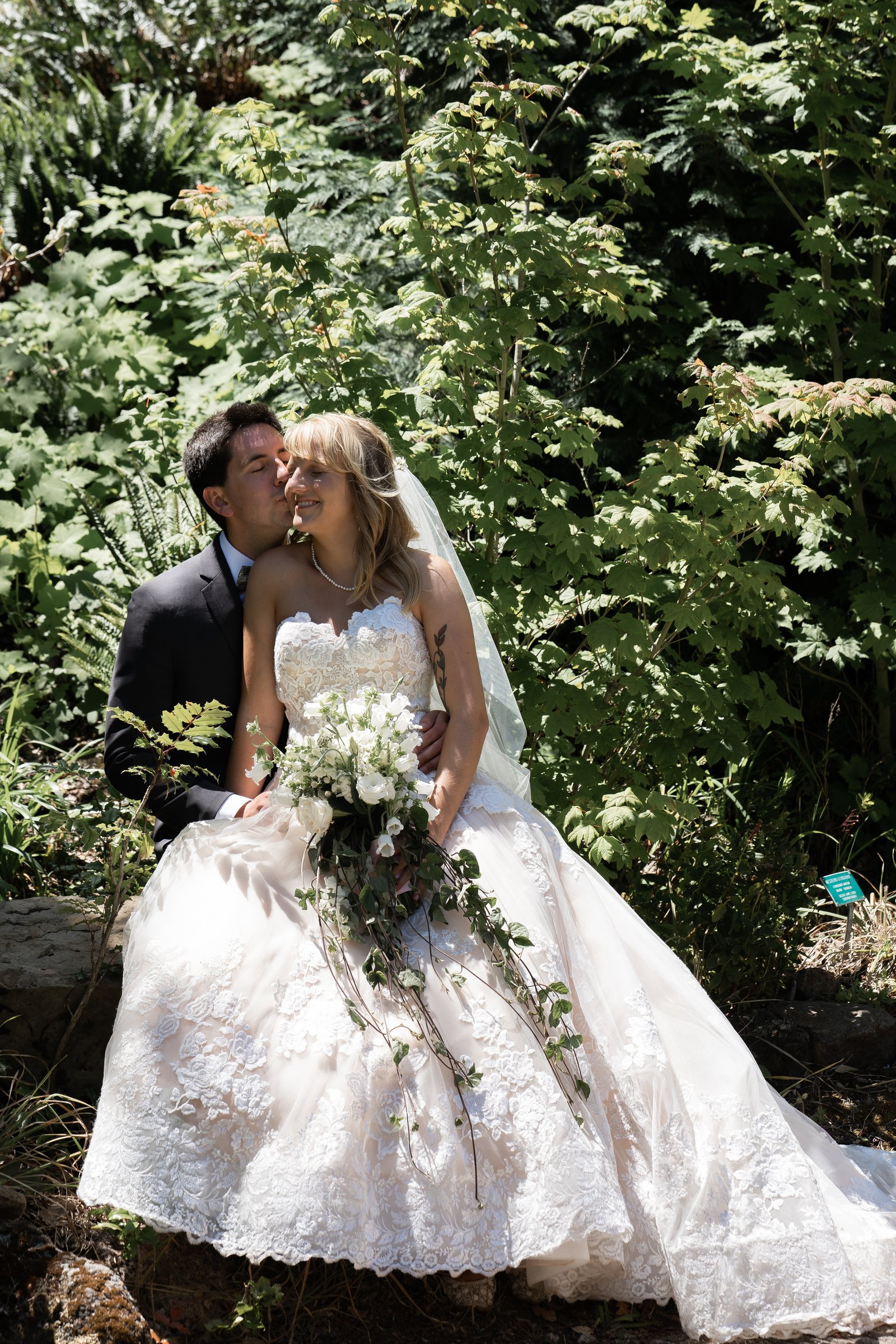 Anacena and kevin redwood garden cheek kiss
